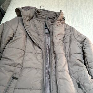 Hooded Puffer Rain jacket